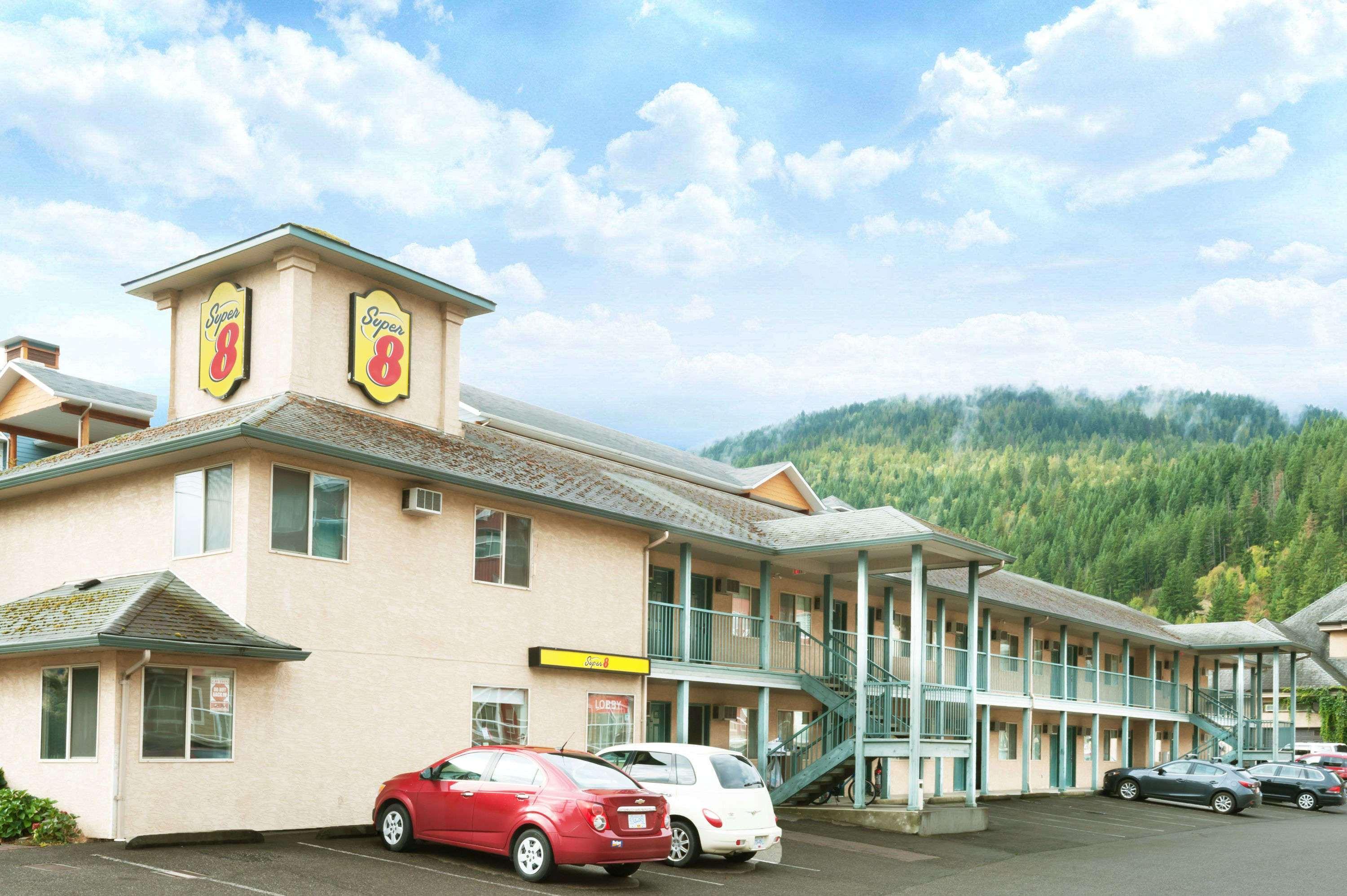 Hotel Super 8 By Wyndham Sicamous Zewnętrze zdjęcie